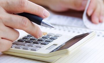 お金の使い方に不満を感じ始めたら